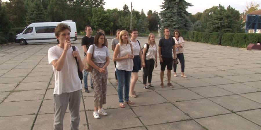 гости